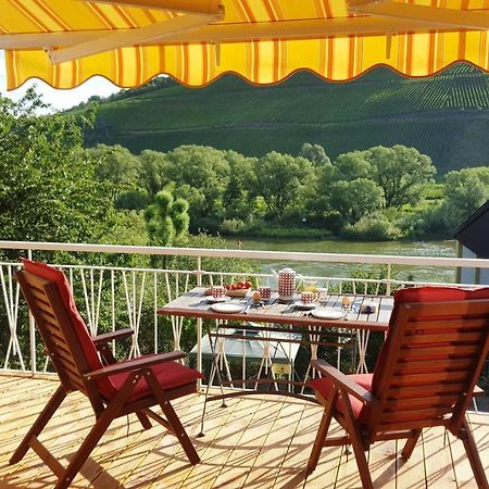 ライルCasa Barzen - Stilvoll Urlauben An Der Moselアパートメント エクステリア 写真